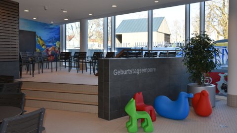 Hallen- und Freibad fresch Freising
